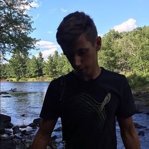 Meet your Posher, Wayne